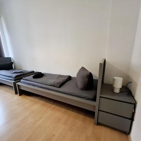 Altbauwohnung Direkt An Der Karli Mit Balkon - Netflix Inklusive Leipzig Eksteriør billede